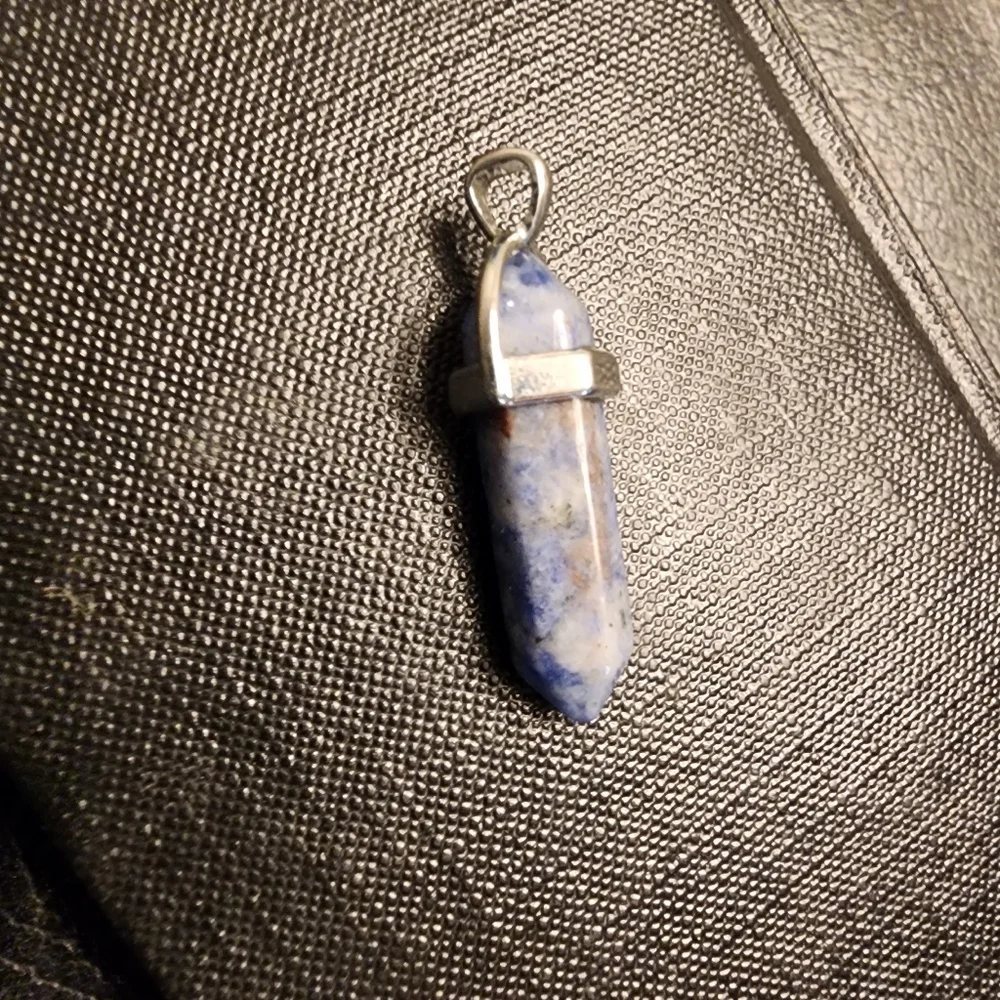BLUE SODALITE DOUBLE POINT STONE CHAKRA PENDANT NECKLACE HEXAGON W/CORD ☆